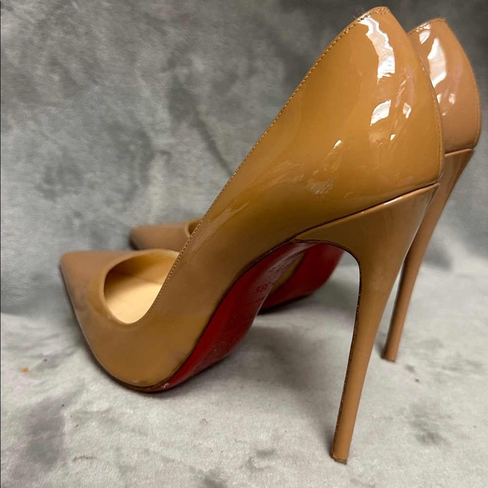 Christian Louboutin 120mm So Kate Patent Pointed-Toe Pumps Size 38 1/2 - Picture 5 of 11